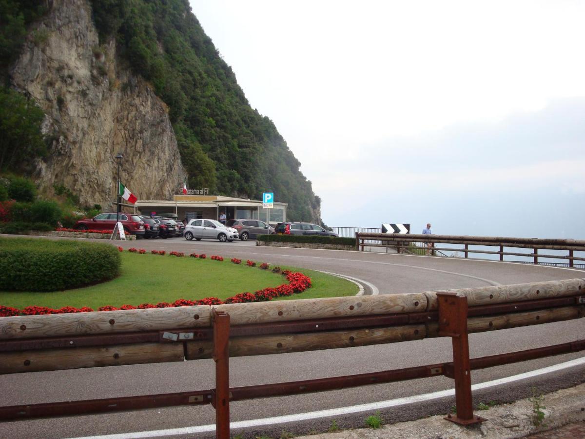 Gardameer-Tignale-Hasewinkel Экстерьер фото